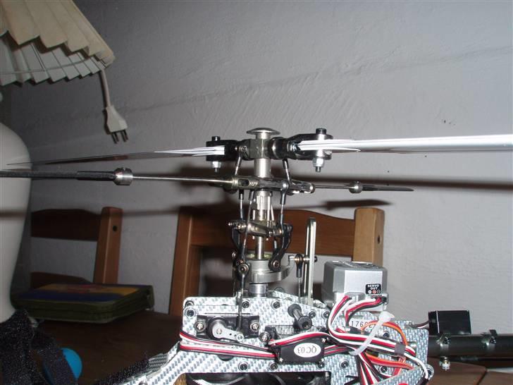 Helikopter shark Titan v3 billede 5
