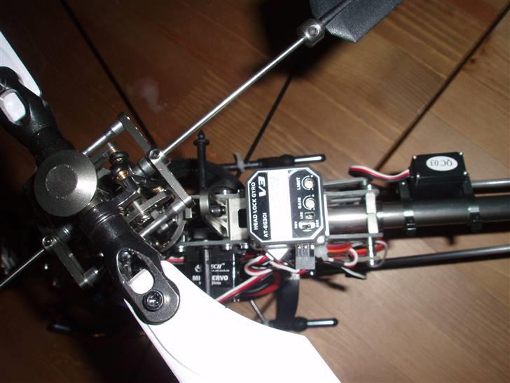 Helikopter shark Titan v3 billede 6