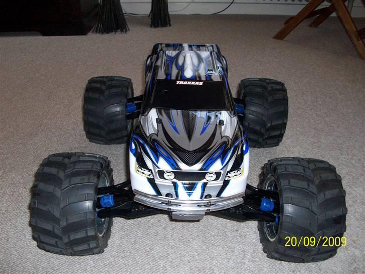 Bil E-MAXX billede 17