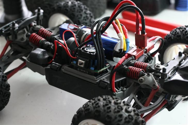 Bil Traxxas   1/16      SOLGT billede 8