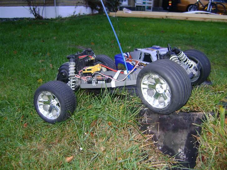 Truck Traxxas rustler Byttet billede 9