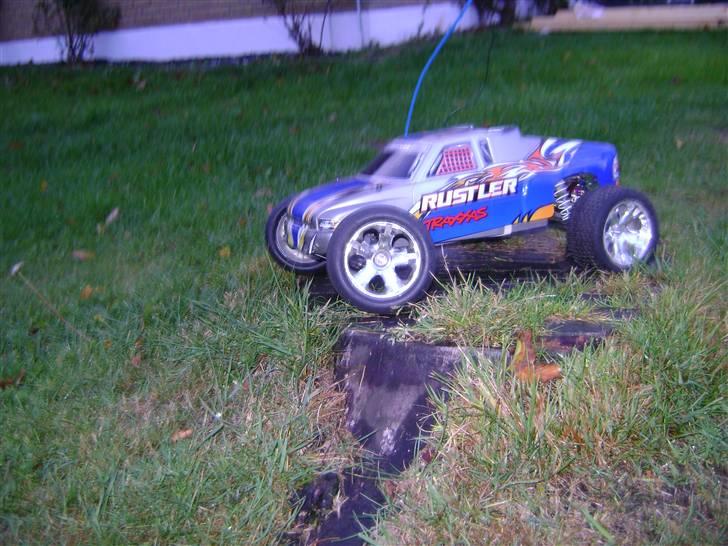 Truck Traxxas rustler Byttet billede 10