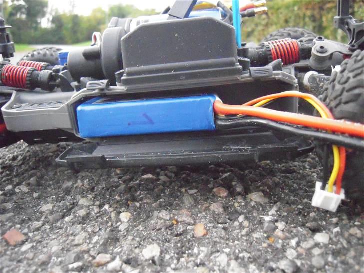 Bil traxxas 1/16 slash solgt billede 11