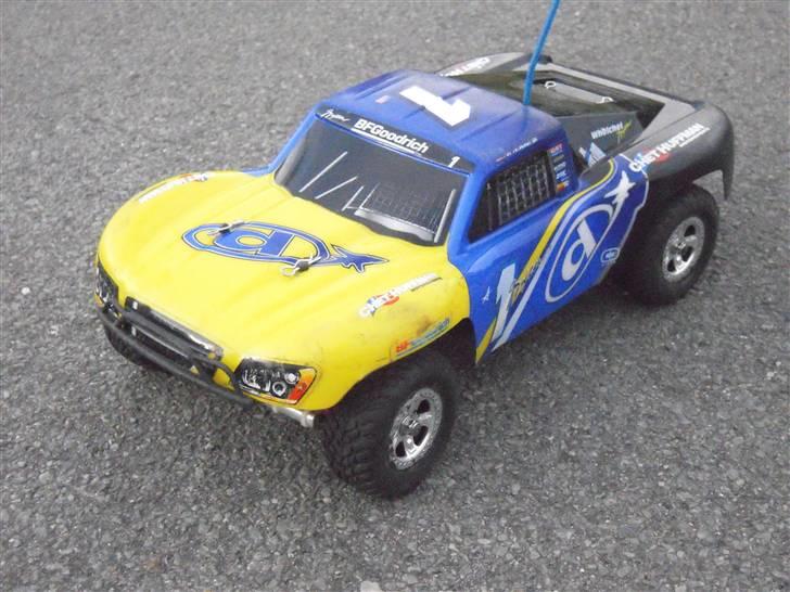 Bil traxxas 1/16 slash solgt billede 16