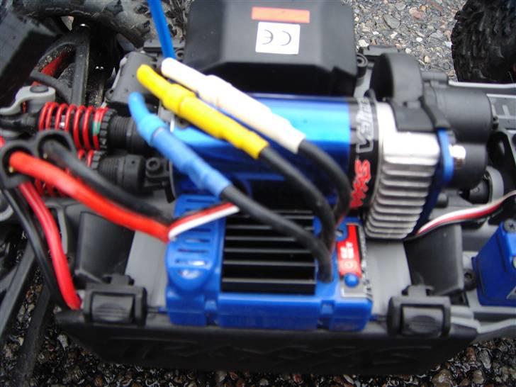 Off-Roader Traxxas E-Revo 1:16 VXL - KRAFTIG motor og fartregulator! billede 14