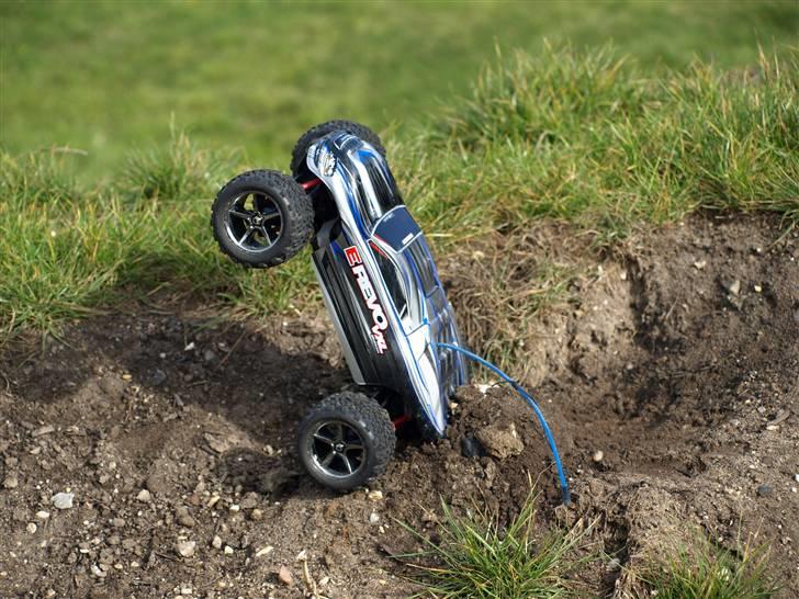 Bil Traxxas Revo VXL billede 11