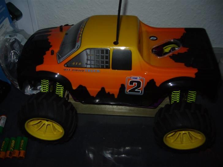 Truck Monster-truck - med standard karosse og hjul billede 1