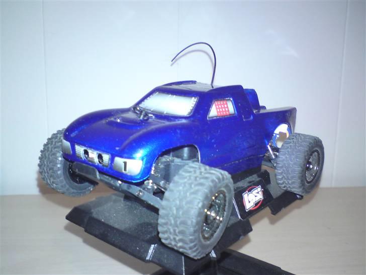 Off-Roader micro t #BYTTET TIL V-MAX billede 2