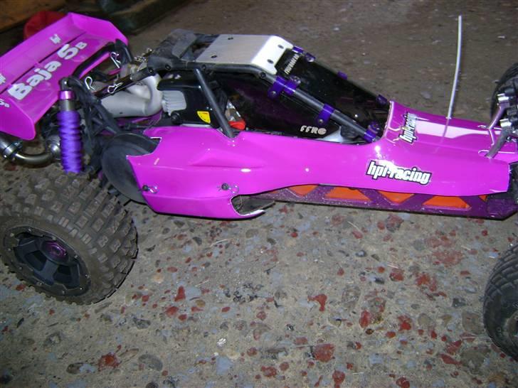 Off-Roader HPI Baja 5b - ny karosse, støddæmpercover, trækstart håndtag, ny hækvinge billede 14