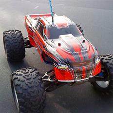 Truck Traxxas T-maxx 3,3