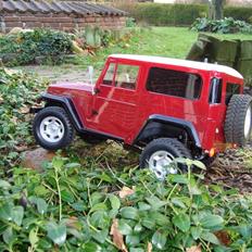 Off-Roader Tamiya Landcruiser Fj 40 