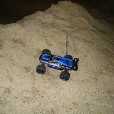 Off-Roader e-revo vxl (blå)