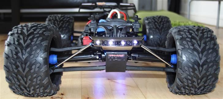 Off-Roader Traxxas E-Revo Brushles billede 6