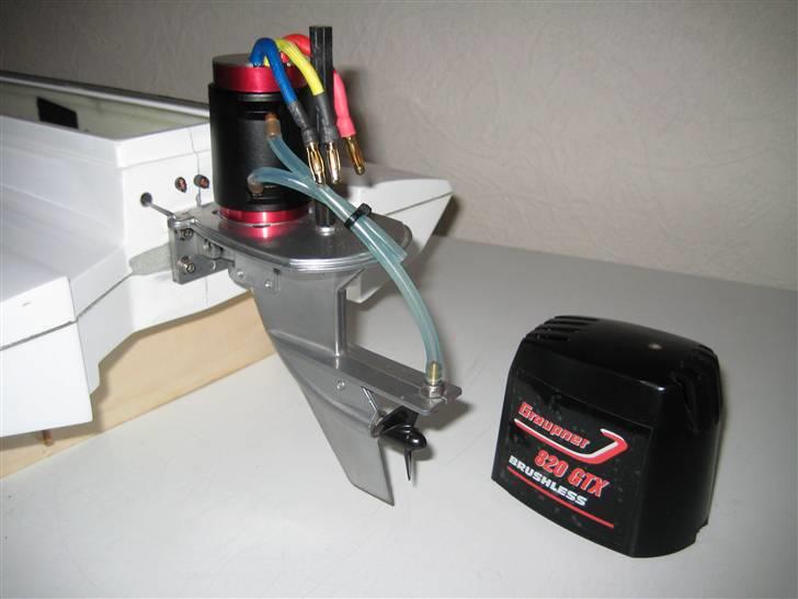 Båd               Graupner F1 billede 8