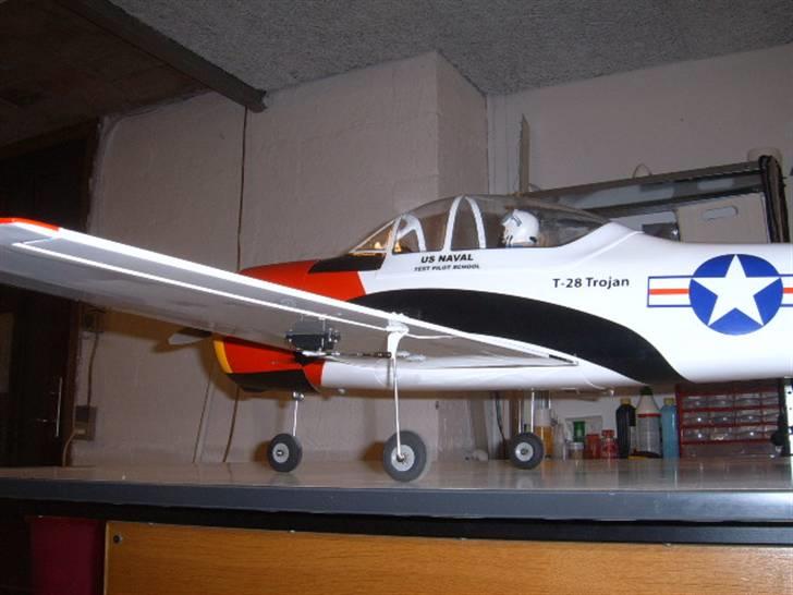 Fly TROJAN T-28 billede 7