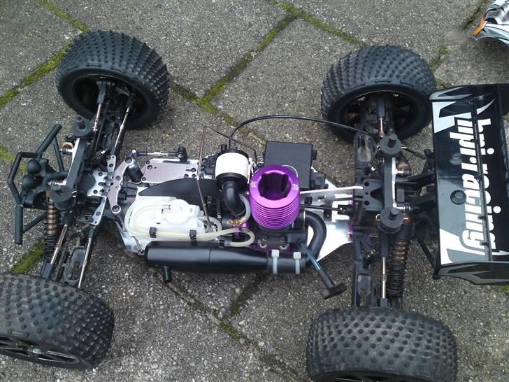 Off-Roader HPI Trophy Truggy 4.6 4HK - Flot bygget bil efter min mening, Og den 4.6er er perfekt til den. billede 6