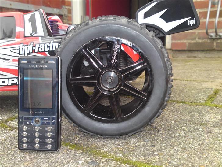 Off-Roader HPI Trophy Truggy 4.6 4HK - Den har sku nogle fede standard hjul. Skal ha fundet nogle onroad hjul til den. billede 7