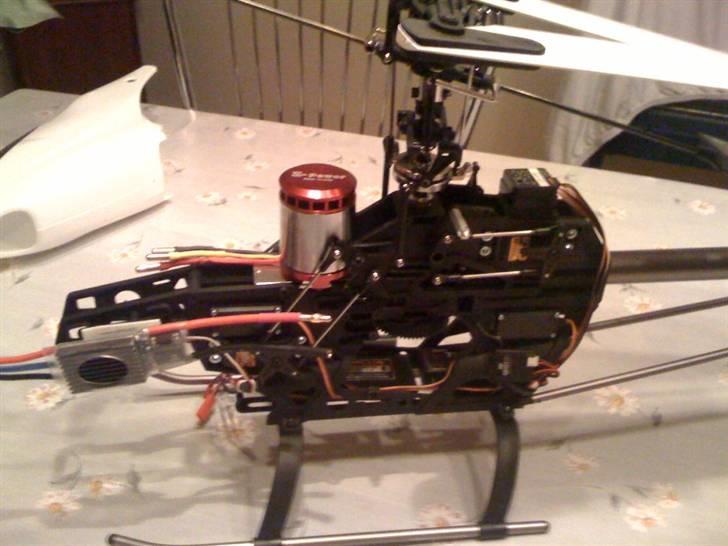 Helikopter Gaui Hurricane 550 Soldt billede 8