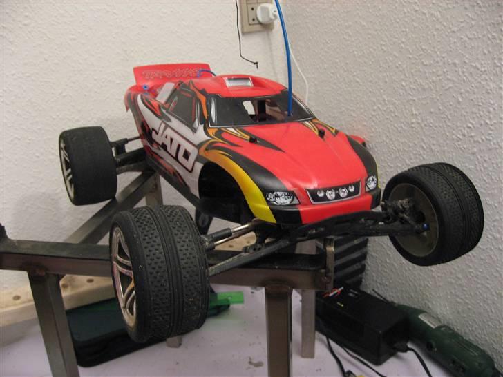 Off-Roader Traxxas Jato 2,5 -*Solgt* billede 1