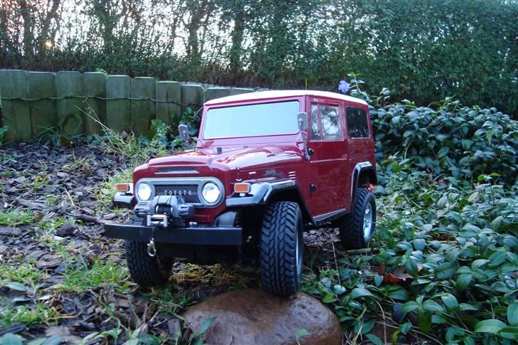 Off-Roader Tamiya Landcruiser Fj 40  billede 2