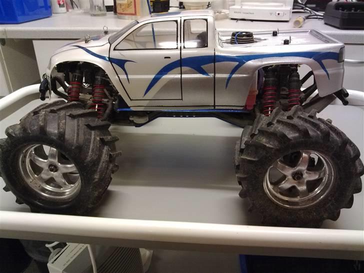 Bil Traxxas T-maxx 3,3 Årg.? billede 4