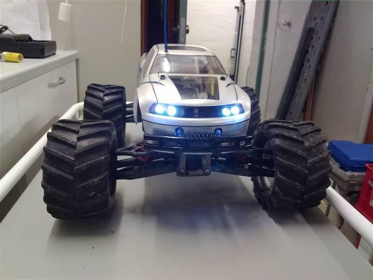 Bil Traxxas T-maxx 3,3 Årg.? billede 6