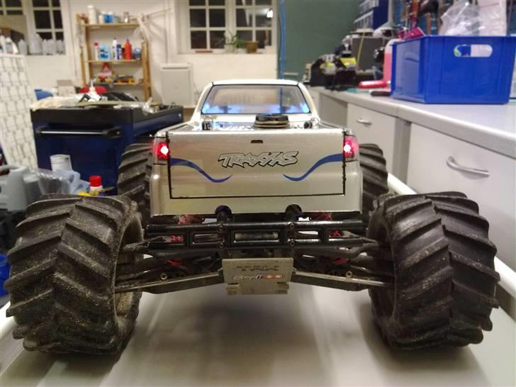 Bil Traxxas T-maxx 3,3 Årg.? billede 7