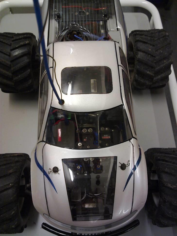 Bil Traxxas T-maxx 3,3 Årg.? billede 8