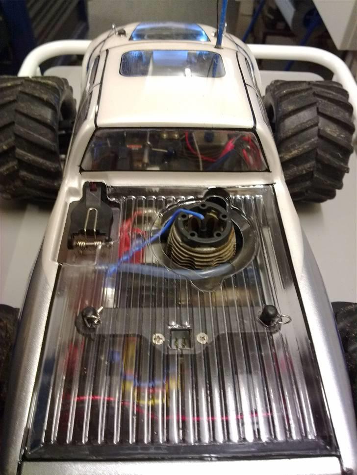 Bil Traxxas T-maxx 3,3 Årg.? billede 9