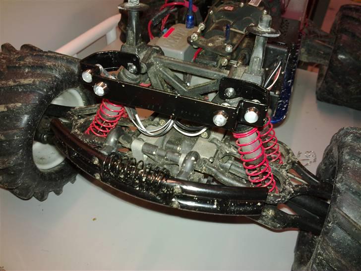 Bil Traxxas T-maxx 3,3 Årg.? billede 10