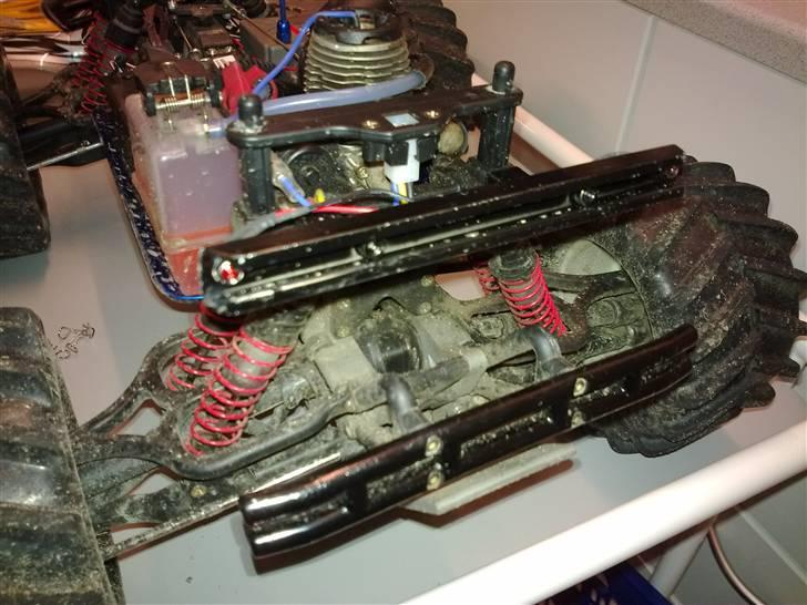 Bil Traxxas T-maxx 3,3 Årg.? billede 11