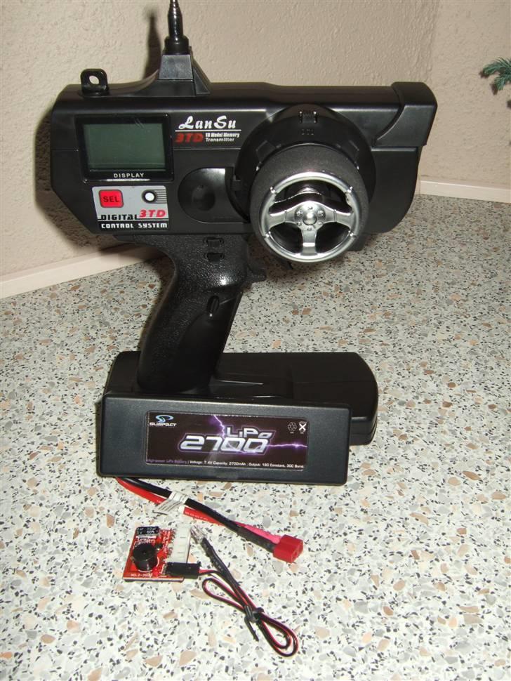 Off-Roader Stealth X09 Truggy Brushl - Det er så det jeg har købt til den. billede 10