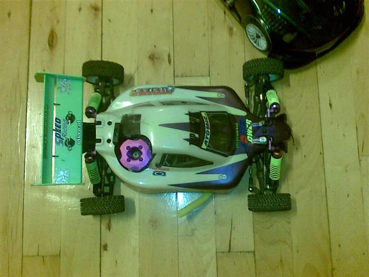 Buggy Atomic Warhead  billede 2