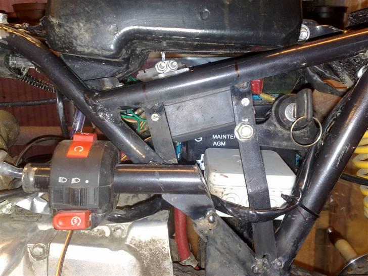 Bil atv-RC.... - dejlig med EL-start, det viker bare... billede 8