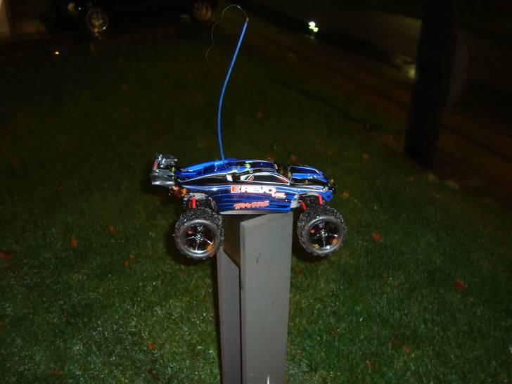 Off-Roader e-revo vxl (blå) - nu er den da kommet op billede 8