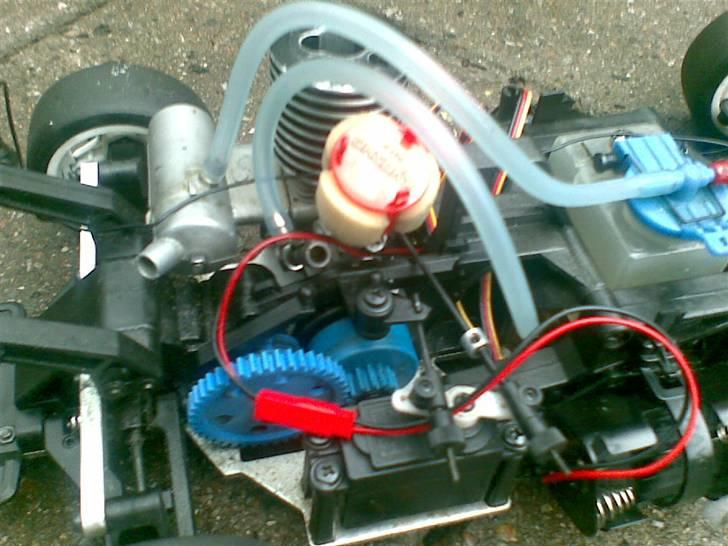 Bil kyosho GX 12 Nitro 2WD billede 3