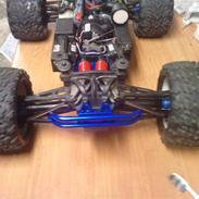 Off-Roader Traxxas Revo 3,3 Solgt