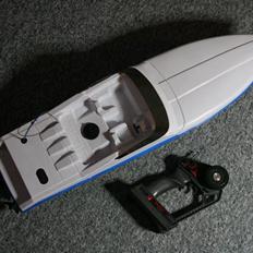 Båd Traxxas  båd        SOLGT