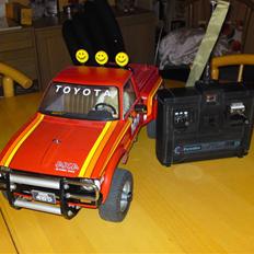 Bil Tamiya hilux  ca år 1982