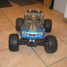 Bil HIP Savace X 4,6