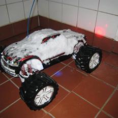 Off-Roader E-MAXX