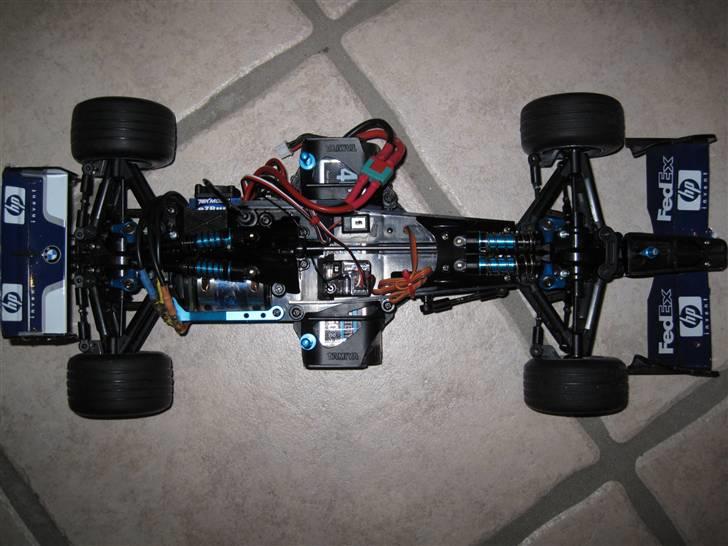 Bil Tamiya F201 Tuned Chassis billede 4