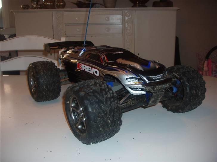 Bil E-Revo (solgt) billede 1