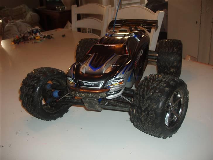 Bil E-Revo (solgt) billede 2