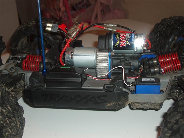 Bil E-Revo (solgt) billede 8