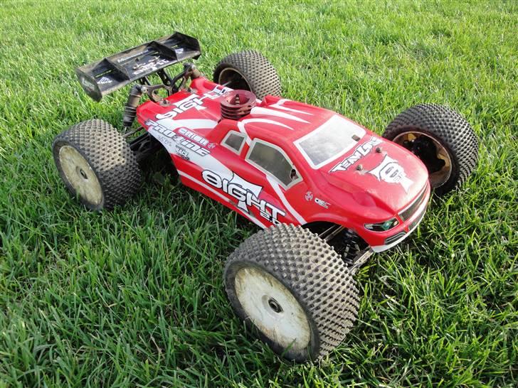 Truck Team Losi 8ight T 2.0 billede 1
