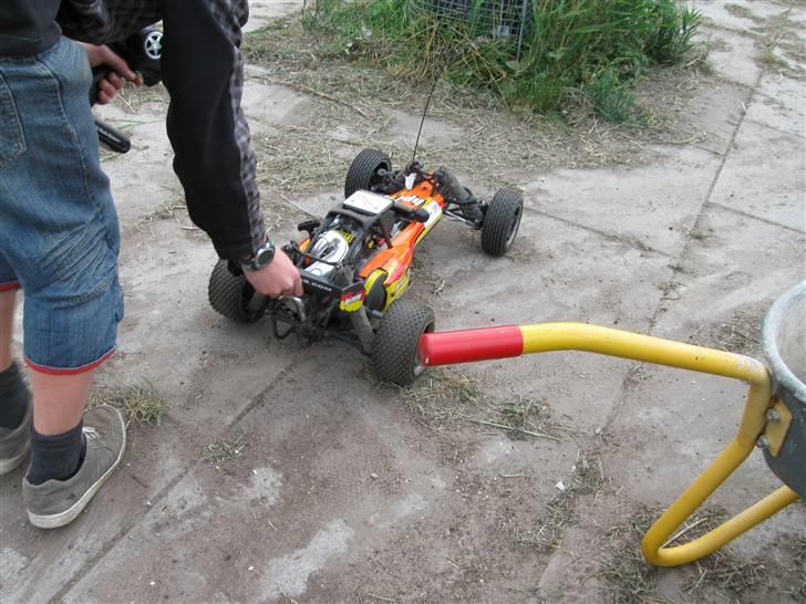 Buggy hpi baja 5b FORD - den får lidt gas billede 10