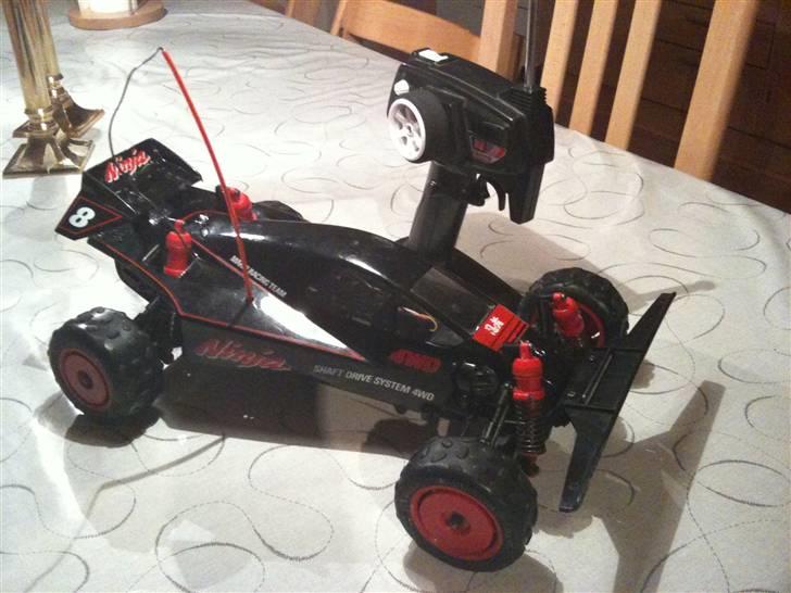 Buggy Marui ninja 4WD - efter ny motor,esc,lidt maling og en pudseklud billede 7