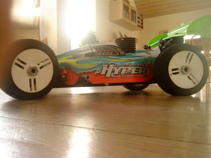 Buggy Hyper 7 TQ solgt billede 2
