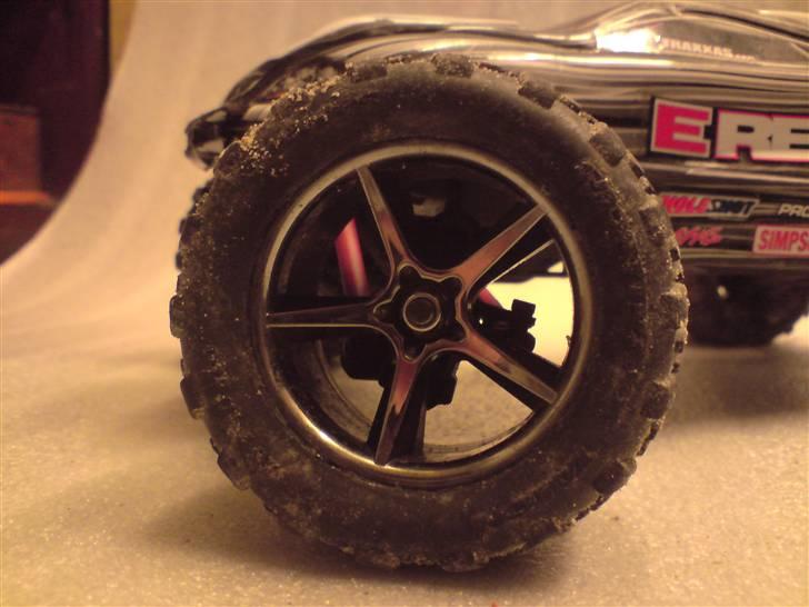 Off-Roader E-revo vxl *SOLGT* - Der er mine seje fælge, aka alu fælge! billede 6